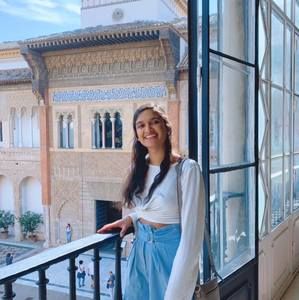 Meet your Posher, Taruni